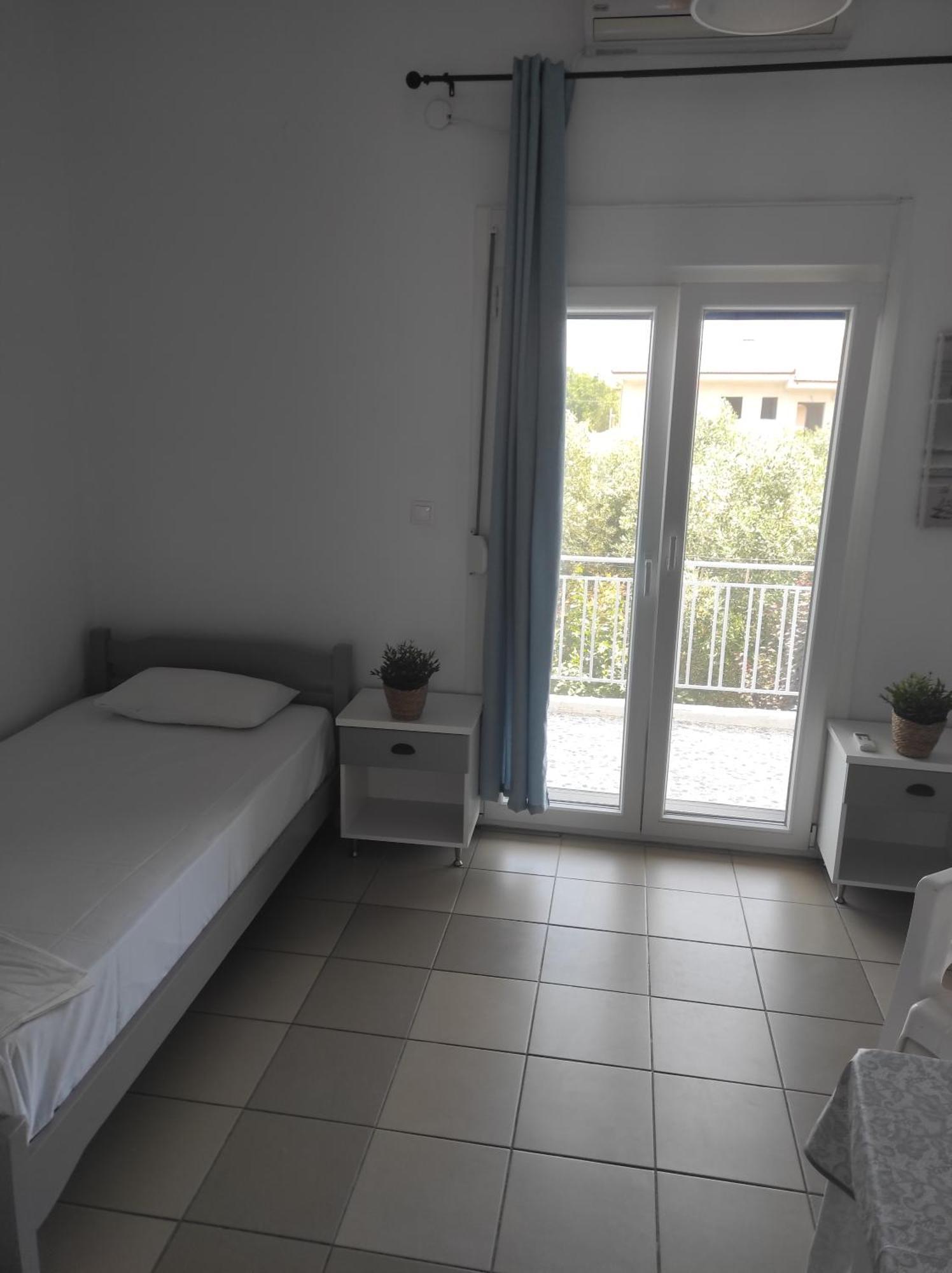 Noula Rooms Makrygialos Exteriör bild