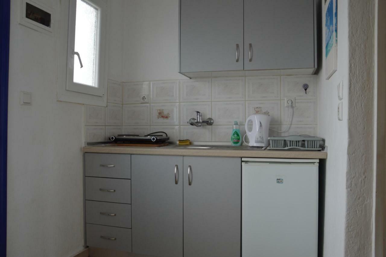 Noula Rooms Makrygialos Exteriör bild